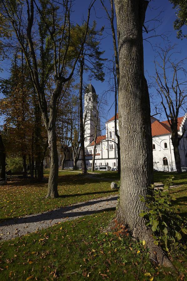 Bed and Breakfast Saint Ignatius Retreat House Liubliana Exterior foto